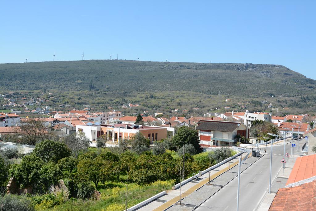 Готель Residencial O Bras Alvaiazere Екстер'єр фото